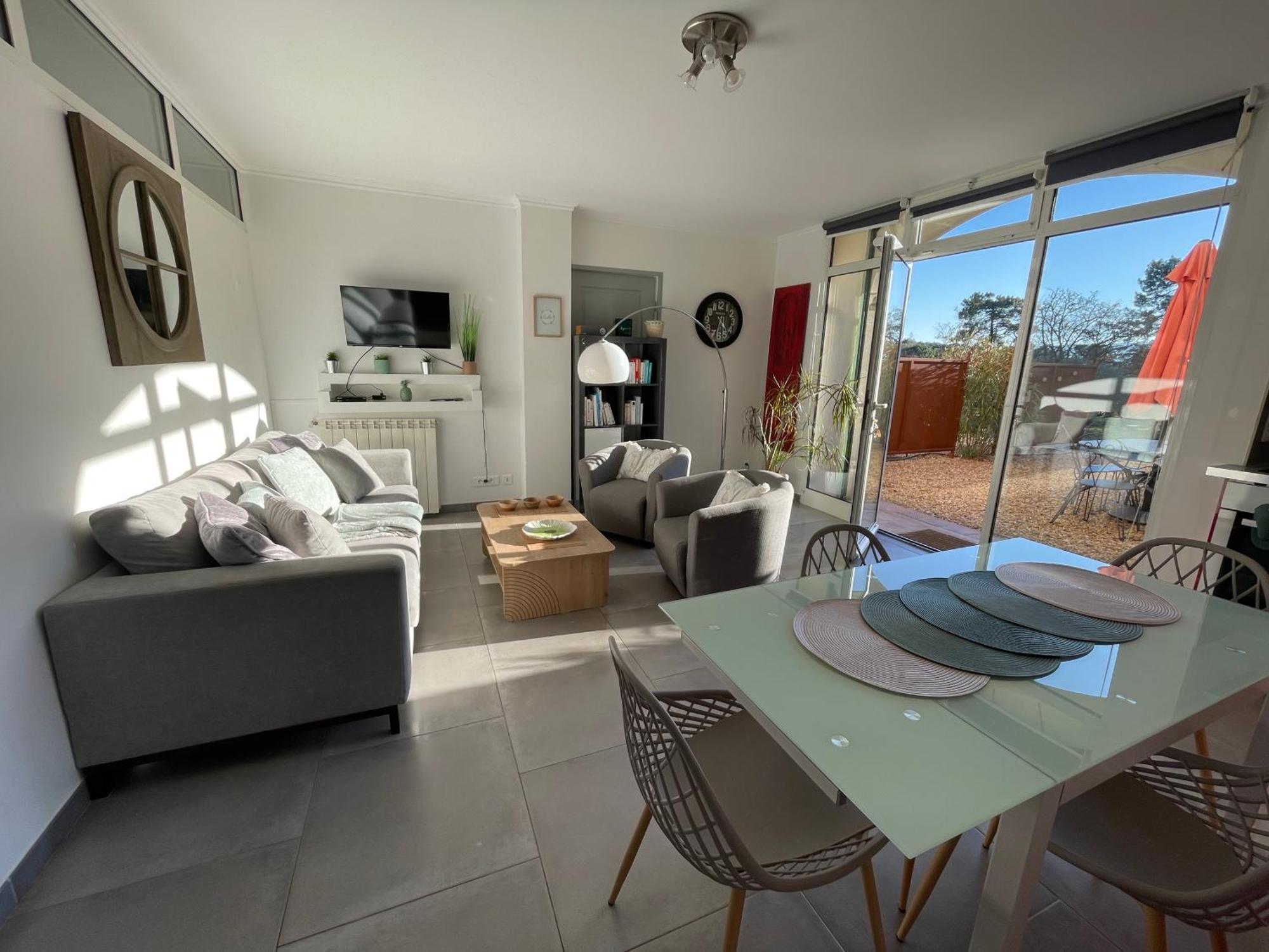 O Coeur Des Ocres Apartment Roussillon  Exterior photo